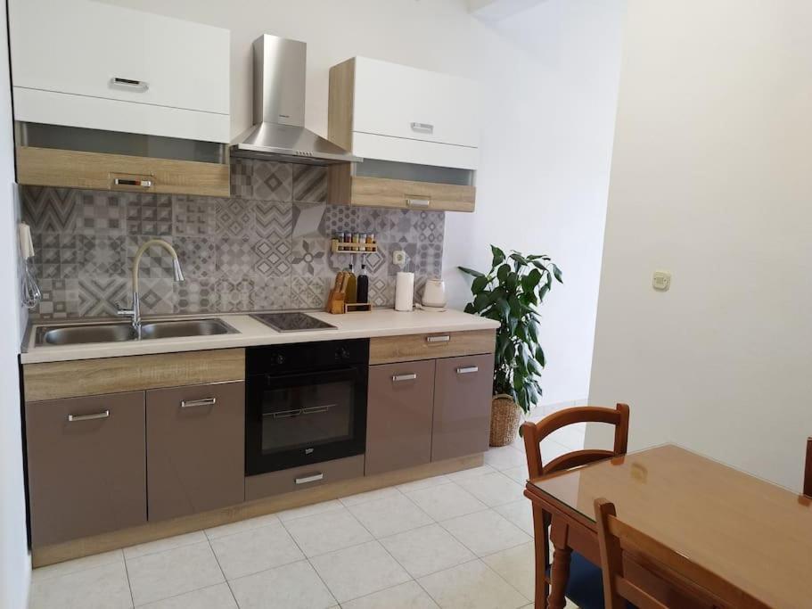 Apartament Bella Costa Ii. Kaštela